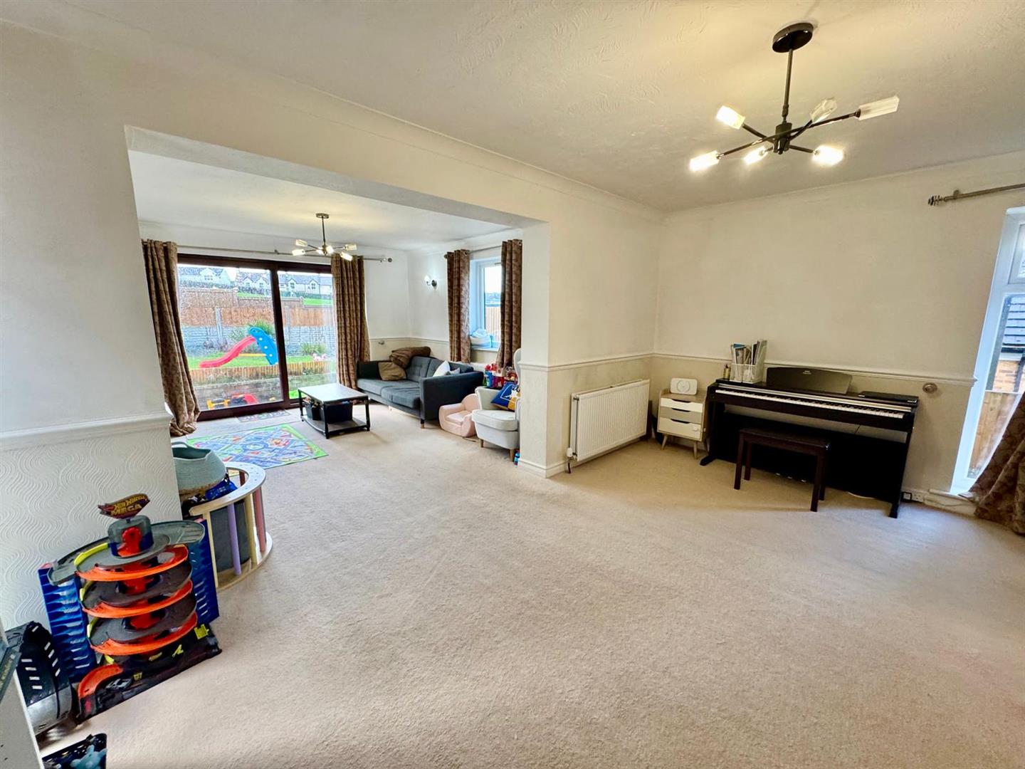 PHOTO-2025-12-08-10-13-04 (1).jpg